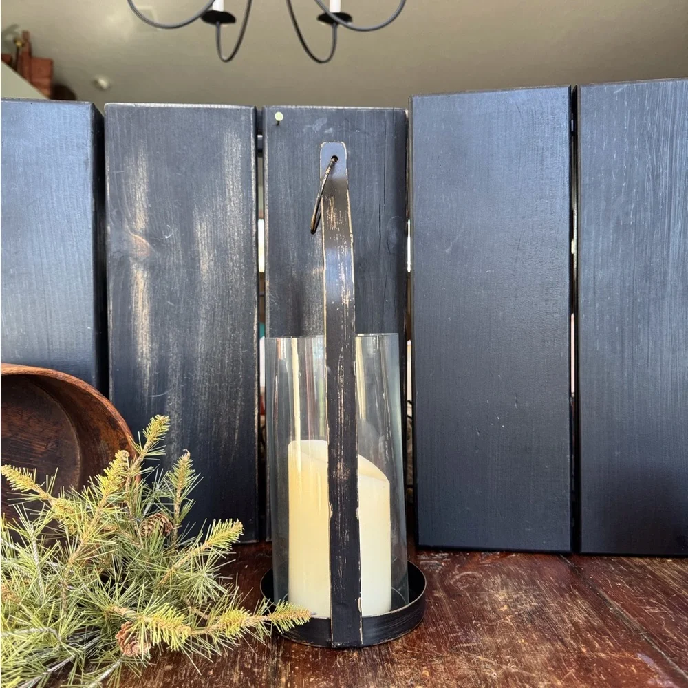 Lucienne Metal Lantern - Picture 2 of 9